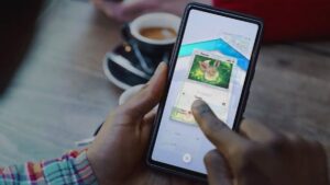 Função oculta Pokémon TCG Pocket Animation para girar letras.